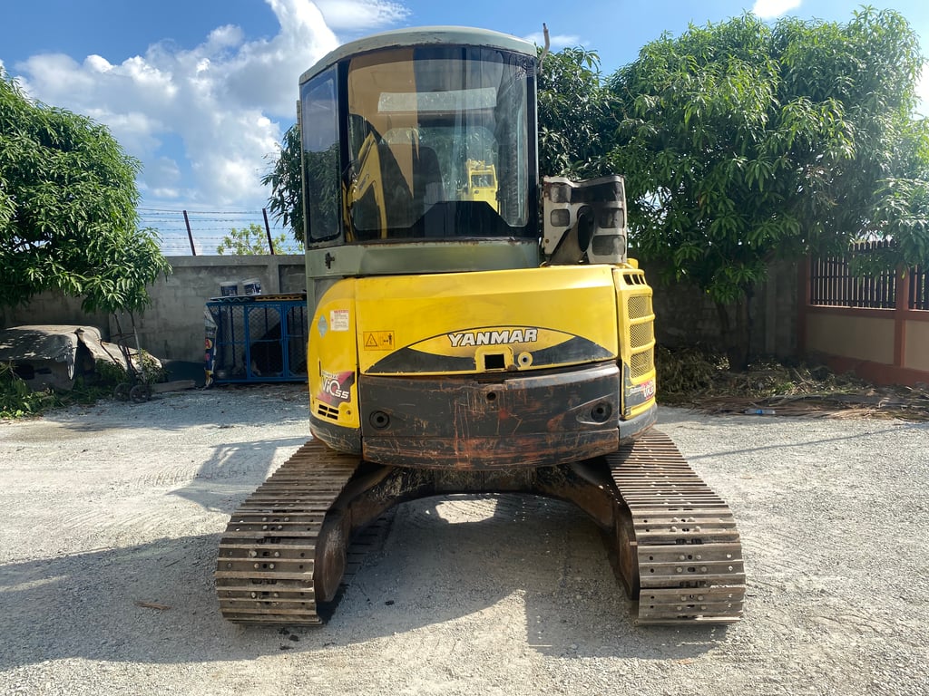 รถแบคโฮ YANMAR  VIO55-5A  ขนาด 5ตัน  รถเก่านอกนำเข้า ติดต่อ  Line jiraroj2909