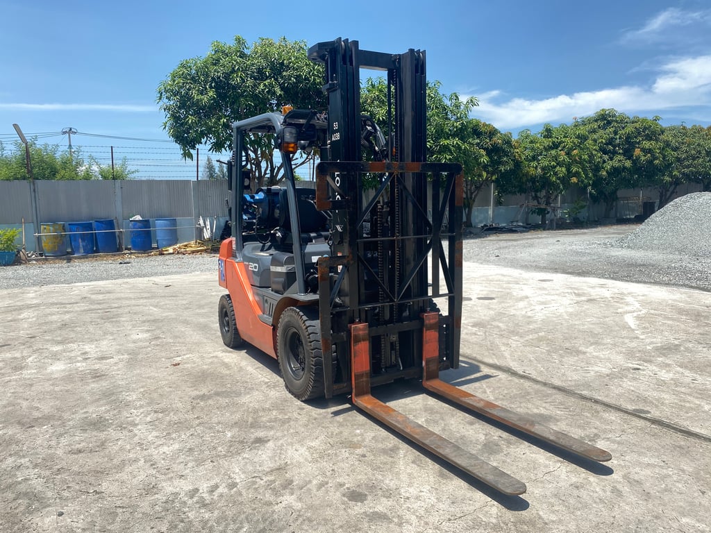 รถฟอร์คลิฟท์ TOYOTA 02-8FG20 ยก 2ตัน  ยกสูง 5.5เมตร ใช้แก๊ส LPG ติดต่อ   Line  jiraroj2909 รถฟอร์คลิฟท์ TOYOTA 02-8FG20 ยก 2ตัน  ยกสูง 5.5เมตร ใช้แก๊ส LPG ติดต่อ   Line  jiraroj2909