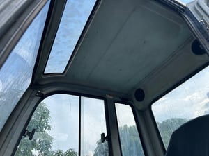 รถแบคโฮ KOBELCO SK60-C ขนาด 6 ตัน รถเก่านอกนำเข้า  ติดต่อ Line: jiraroj2909