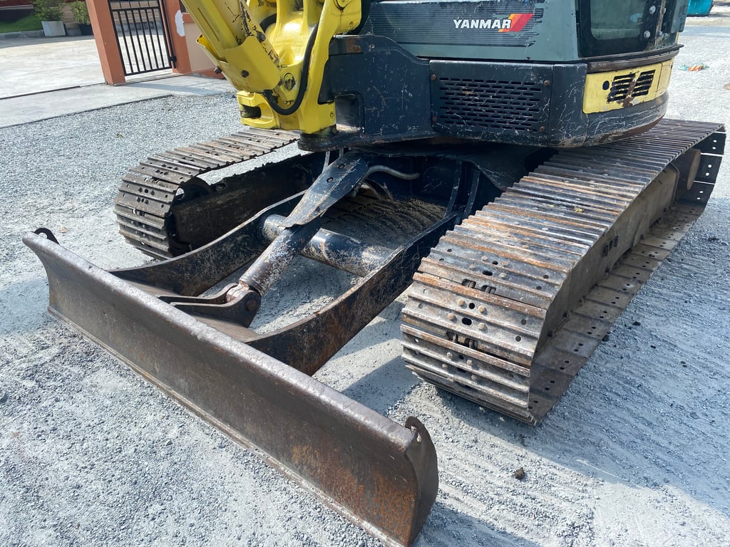 รถแบคโฮ YANMAR  VIO55-5A  ขนาด 5ตัน  รถเก่านอกนำเข้า ติดต่อ  Line jiraroj2909