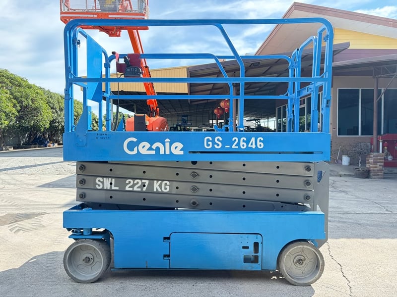 รถกระเช้ากรรไกรไฟฟ้า GENIE GS-2646 ความสูง 7.9 เมตร เก่านอกนำเข้า ติดต่อ Line jiraroj2909 รถกระเช้ากรรไกรไฟฟ้า GENIE GS-2646 ความสูง 7.9 เมตร เก่านอกนำเข้า ติดต่อ Line jiraroj2909