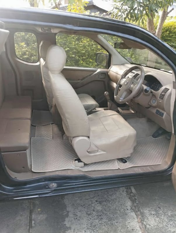 Nissan Navara KingCab 2,5 Calibre