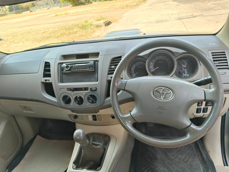 ปี 2007 Toyota Vigo Cab 2.5 G