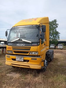 ISUZU GXZ 320แรงม้า รถบรรทุก 10ล้อ หัวลาก เฉพาะหัว ปี2007 เลขไมล์น้อยกว่า 800,000 กม.