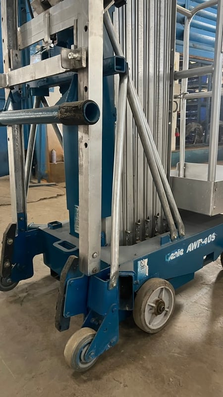 ขายรถกระเช้าส่วนบุคคลมือสอง