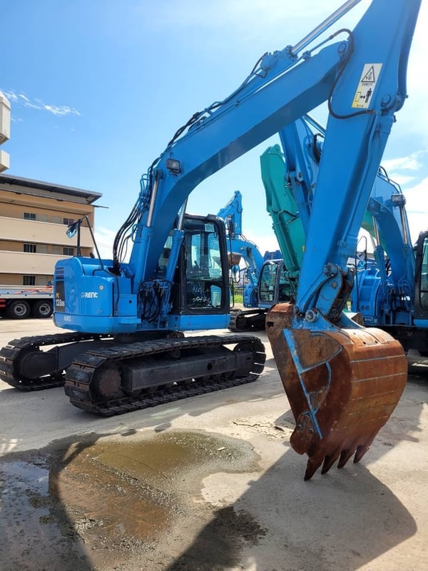 รถแบคโฮมือสอง