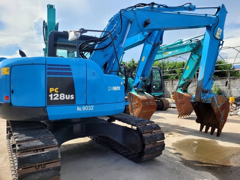 รถแบคโฮมือสอง