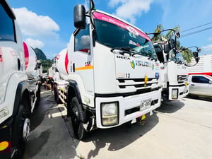 ISUZU FXZ 320แรงม้า รถบรรทุก 10ล้อ โม่ผสมปูน ปี2019 (061-8795363) ISUZU FXZ 320แรงม้า รถบรรทุก 10ล้อ โม่ผสมปูน ปี2019 (061-8795363)