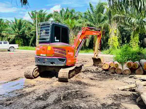 ขายดาวน์! คูโบต้า U55-S รถตักอเนกประสงค์ (โทรตรง : 083-2406693)