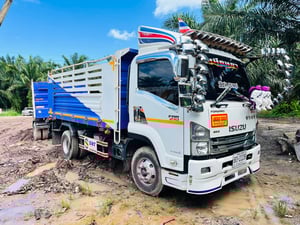 ISUZU FRR 210แรงม้า รถบรรทุก 6ล้อ พ่วงแม่ลูก ปี2022 (โทร : 083-2406693) ISUZU FRR 210แรงม้า รถบรรทุก 6ล้อ พ่วงแม่ลูก ปี2022 (โทร : 083-2406693)