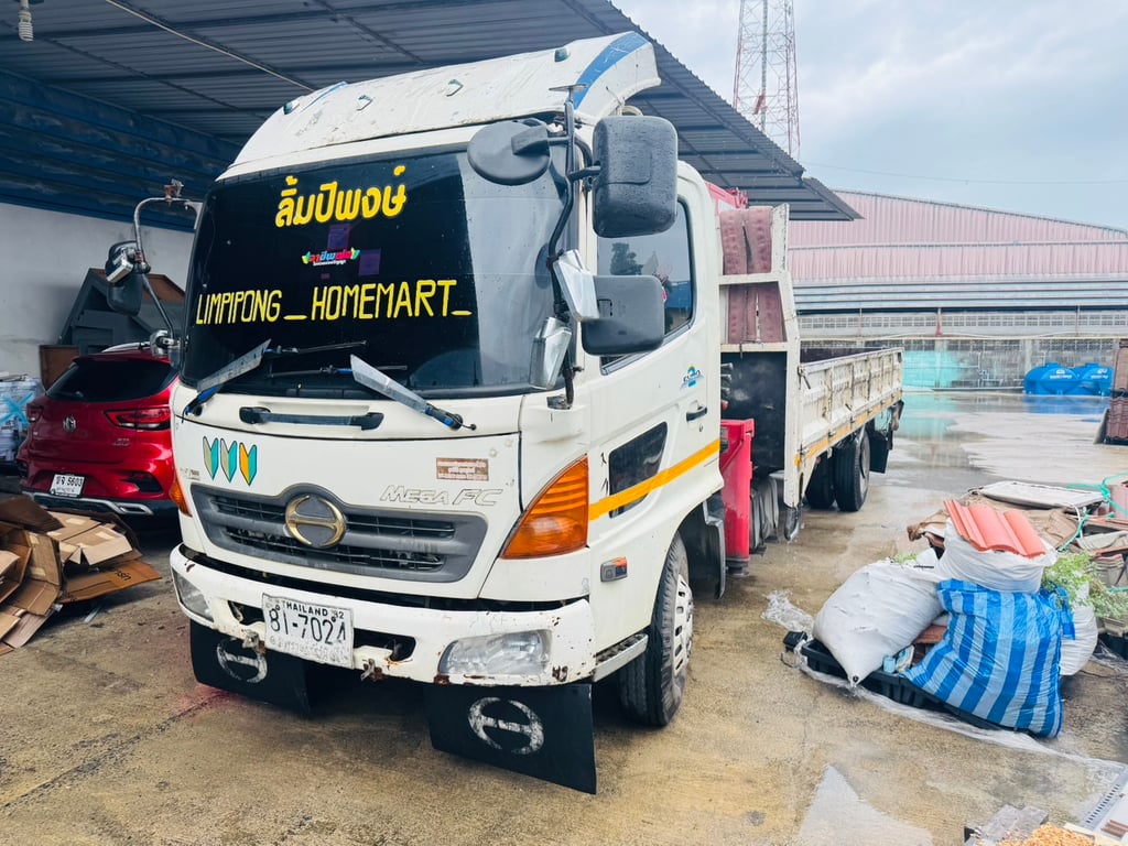 HINO FC 165แรงม้า 6ล้อกระบะเหล็กติดเครน ปี2008 (โทร : 062-9372251)