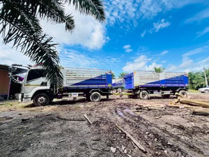 ISUZU FRR 210แรงม้า รถบรรทุก 6ล้อ พ่วงแม่ลูก ปี2022 (โทร : 083-2406693) ISUZU FRR 210แรงม้า รถบรรทุก 6ล้อ พ่วงแม่ลูก ปี2022 (โทร : 083-2406693)