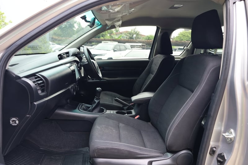 2021 TOYOTA REVO SMARTCAB 2.4 ENTRY Z EDITION MANUAL