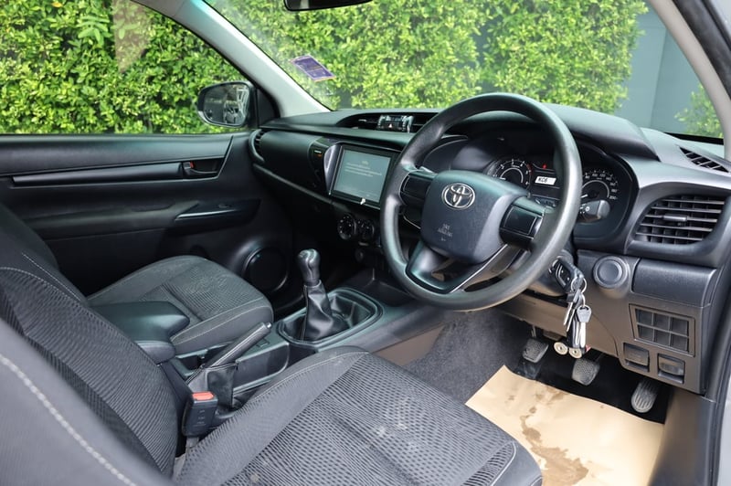 2021 TOYOTA REVO SMARTCAB 2.4 ENTRY Z EDITION MANUAL