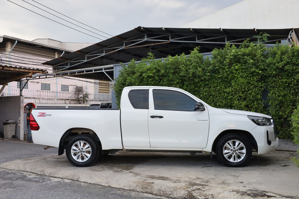 2022 TOYOTA REVO SMARTCAB 2.4 ENTRY Z EDITION AUTO 2022 TOYOTA REVO SMARTCAB 2.4 ENTRY Z EDITION AUTO