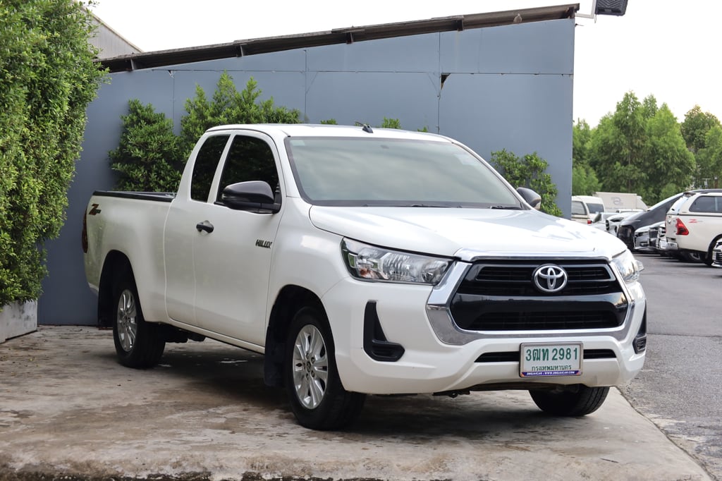 2022 TOYOTA REVO SMARTCAB 2.4 ENTRY Z EDITION AUTO 2022 TOYOTA REVO SMARTCAB 2.4 ENTRY Z EDITION AUTO