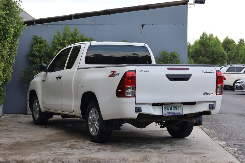 2022 TOYOTA REVO SMARTCAB 2.4 ENTRY Z EDITION AUTO 2022 TOYOTA REVO SMARTCAB 2.4 ENTRY Z EDITION AUTO