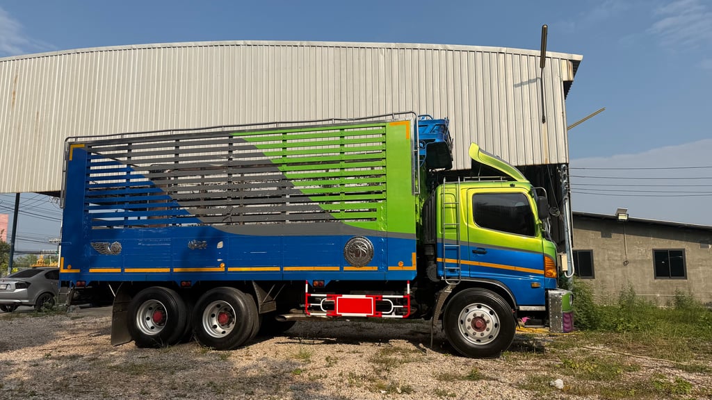 HINO MEGA FL1J HINO MEGA FL1J