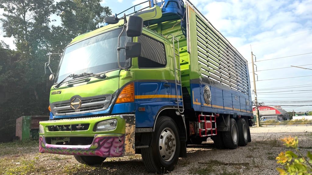 HINO MEGA FL1J HINO MEGA FL1J