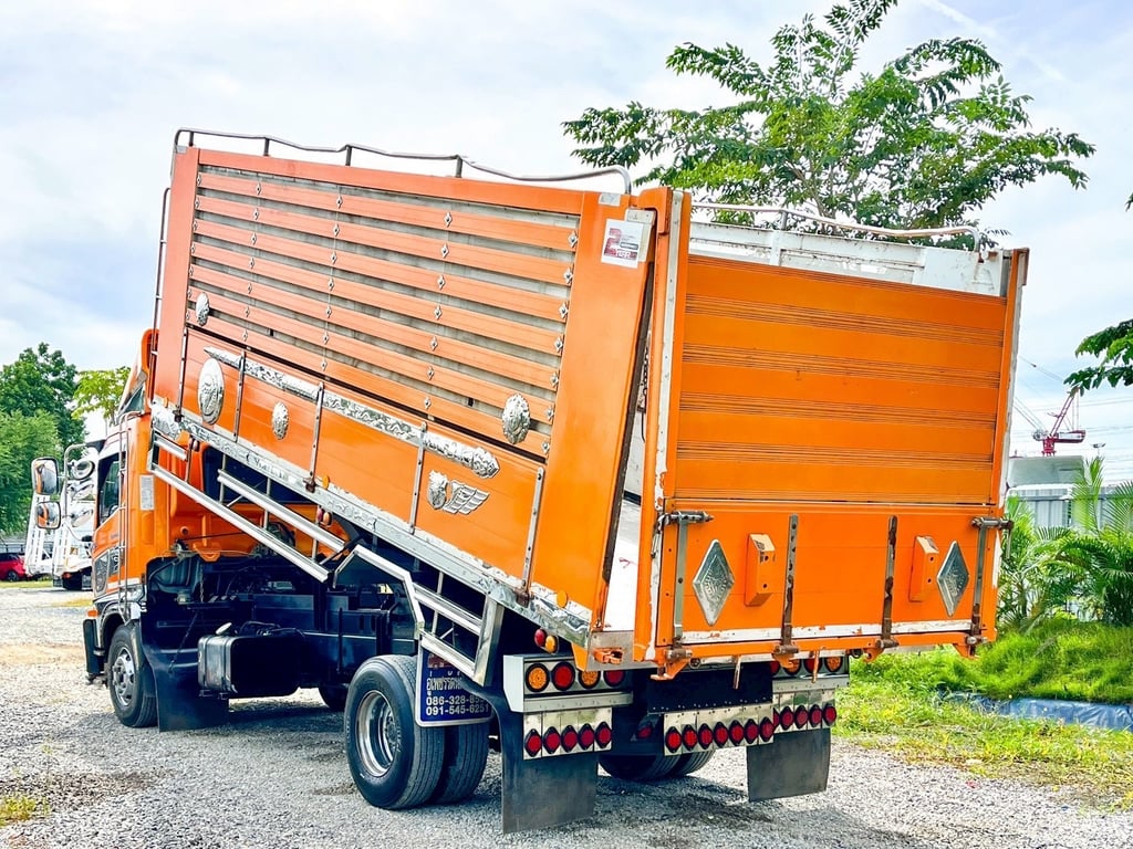 HINO FC 175แรงม้า รถบรรทุก 6ล้อ ดั้มพ์ ปี2023