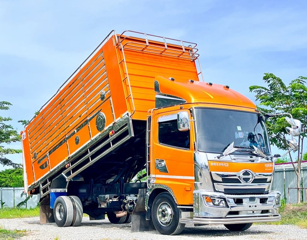 HINO FC 175แรงม้า รถบรรทุก 6ล้อ ดั้มพ์ ปี2023