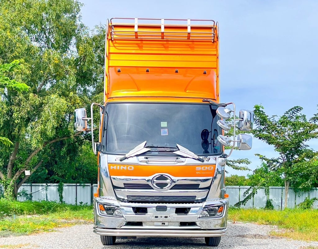 HINO FC 175แรงม้า รถบรรทุก 6ล้อ ดั้มพ์ ปี2023