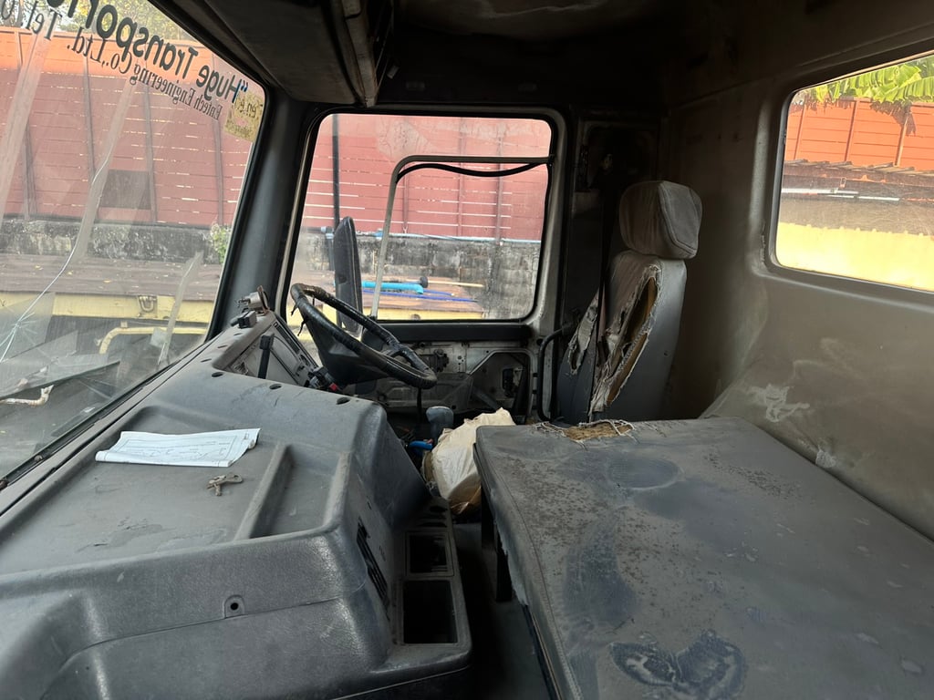 VOLVO FL10 รถบรรทุก หัวลาก 6ล้อ หัวลาก เฉพาะหัว ปี1999