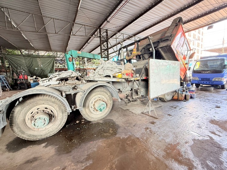 ขายเป็นอะไหล่ และ ขายซาก ขายเป็นอะไหล่ และ ขายซาก