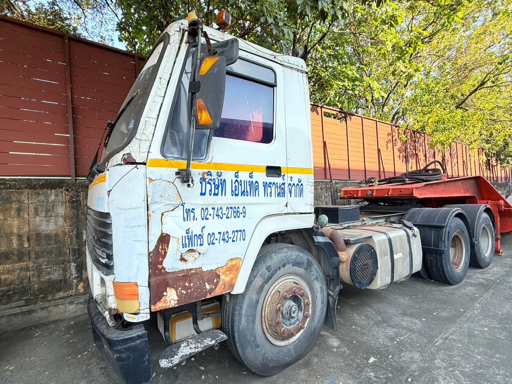 VOLVO FL7 รถบรรทุก หัวลาก 6ล้อ หัวลาก เฉพาะหัว ปี1993