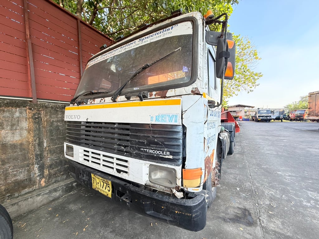 VOLVO FL7 รถบรรทุก หัวลาก 6ล้อ หัวลาก เฉพาะหัว ปี1993