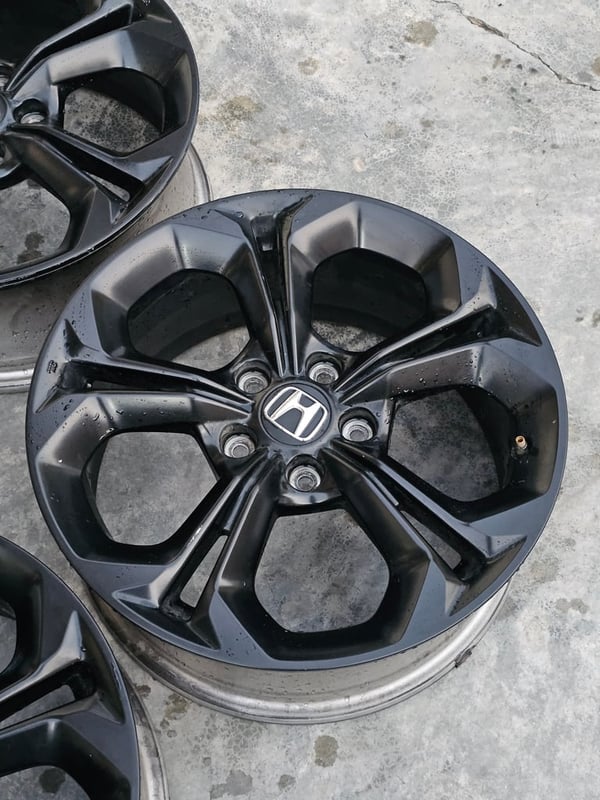 ล้อแม็กป้ายแดง Honda Civic FE RS  ขอบ 17 สีดำ กว้าง 7 นิ้ว 5รู114 ET45