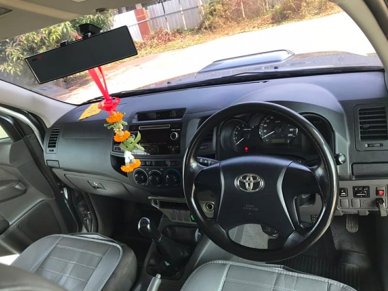 รถบ้านรถสวยเดิมเครื่องเกียดีแห้งๆไม่มีเยิ้มคัทซีสวยแอร์เย็นฉ่ำปี14เครื่อง2.5ดีเชล โทร ๐๙๓-๔๒๙๕๙๖๓ โทร ๐๙๕-๘๐๔๒๕๒๔