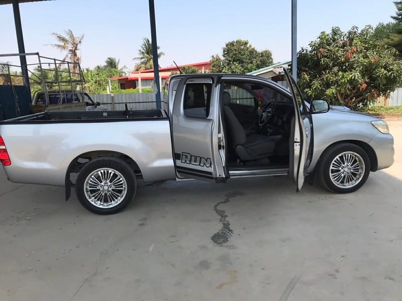 รถบ้านรถสวยเดิมเครื่องเกียดีแห้งๆไม่มีเยิ้มคัทซีสวยแอร์เย็นฉ่ำปี14เครื่อง2.5ดีเชล โทร ๐๙๓-๔๒๙๕๙๖๓ โทร ๐๙๕-๘๐๔๒๕๒๔