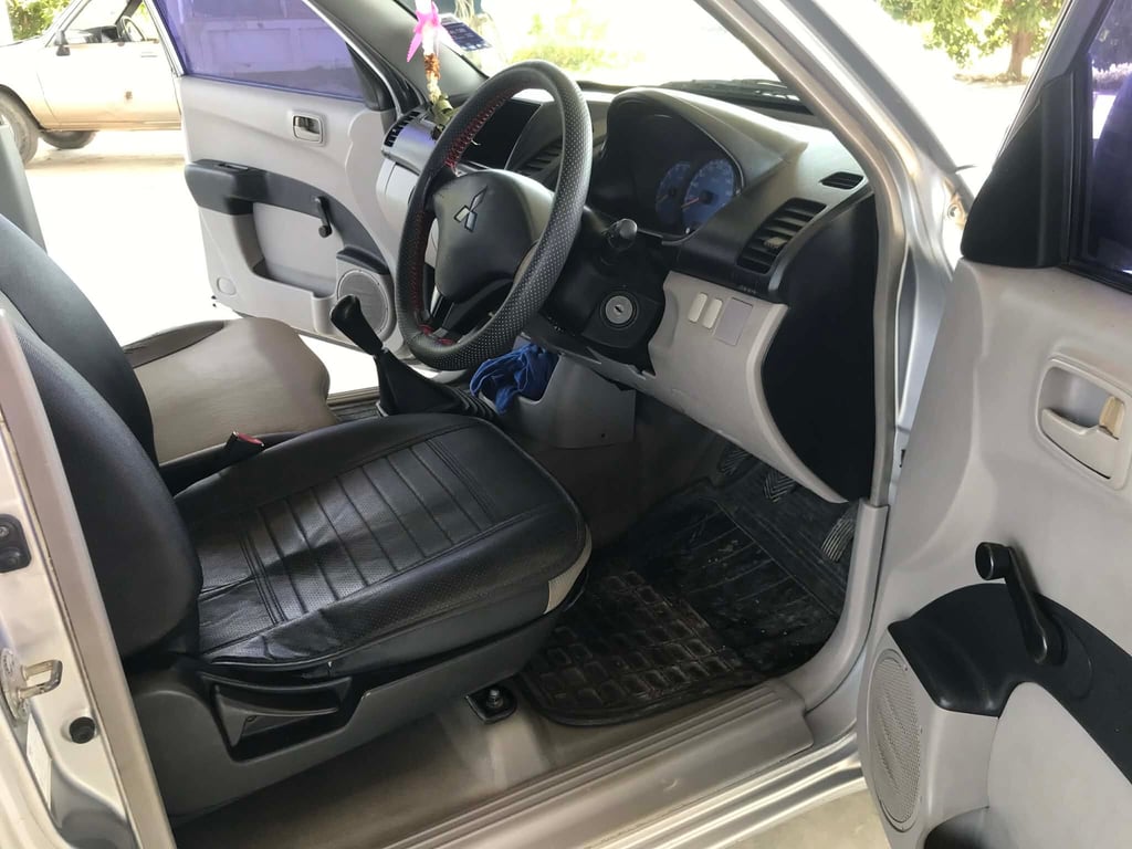 รถบ้านใช้เองไททัน ปี2550 เครื่อง2.5ดีเชล สีสวยไม่มีชนหนักไม่มีผุเครื่องดีแซสซีสวยแอร์เย็นฉ่ำ 