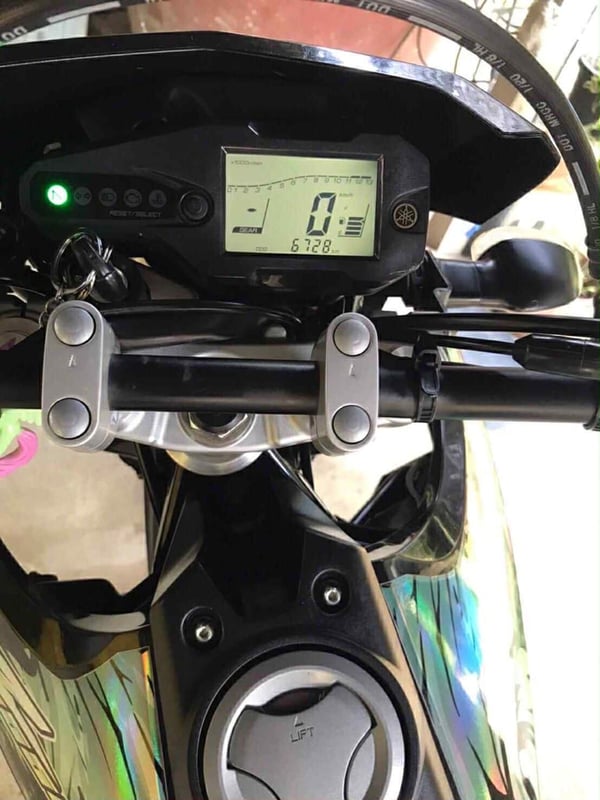 รถบ้านใช้เอง ป้ายแดงมือเดียว YAMAHA WR155R ปี2565 ป้ายแดงมือเดียวใช้น้อยไมล์หกพันโล รถบ้านใช้เอง ป้ายแดงมือเดียว YAMAHA WR155R ปี2565 ป้ายแดงมือเดียวใช้น้อยไมล์หกพันโล