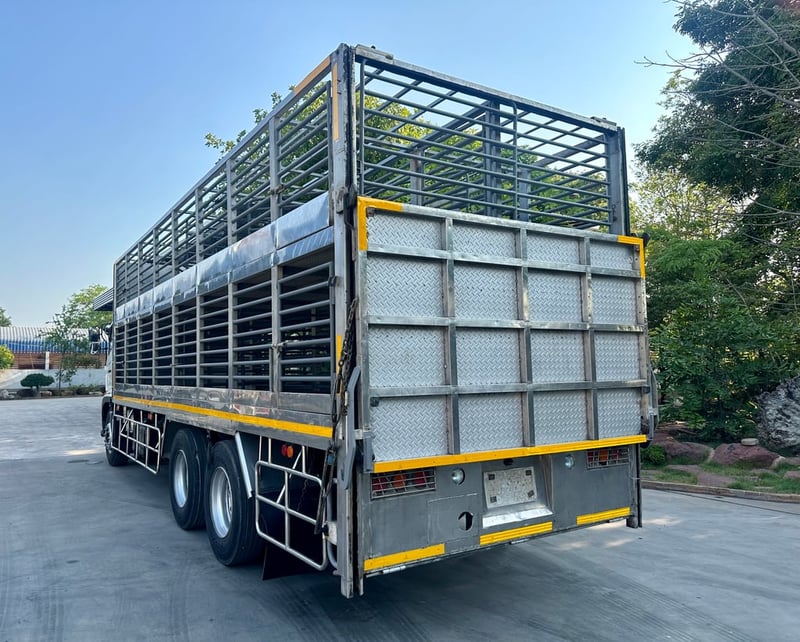 รถหมู hino Fl8j260 ปี63 สองชั้นเลส