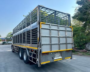 รถหมู hino Fl8j260 ปี63 สองชั้นเลส