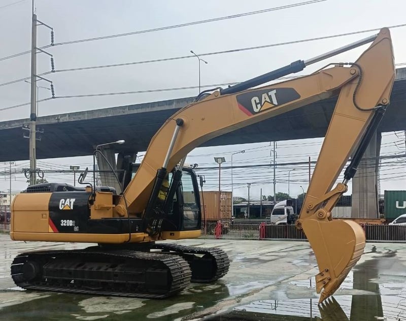ขายรถขุด CAT 320D2GC  พร้อมใช้งาน