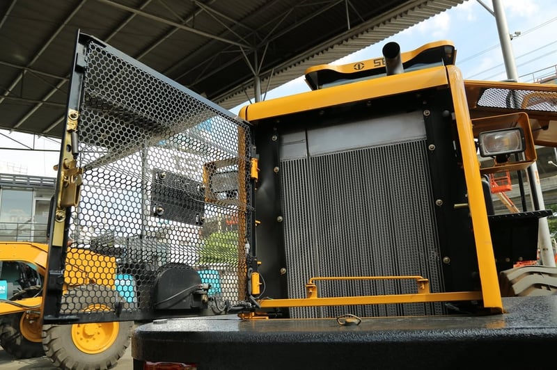 ขายรถตักล้อยาง ยี่ห้อ SEM  รุ่น 636D ขนาดกลาง ผลิตโดยแคทเทอร์พิลลาร์