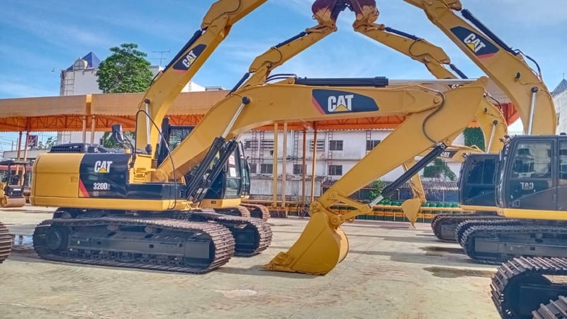 ขายรถขุด CAT 320D2GC  พร้อมใช้งาน
