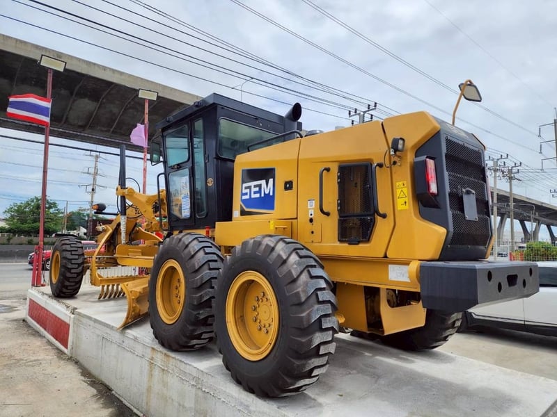 ขายรถเกรด ยี่ห้อ SEM เซม รุ่น 920F  ผลิตโดยแคทเทอร์พิลลาร์ 