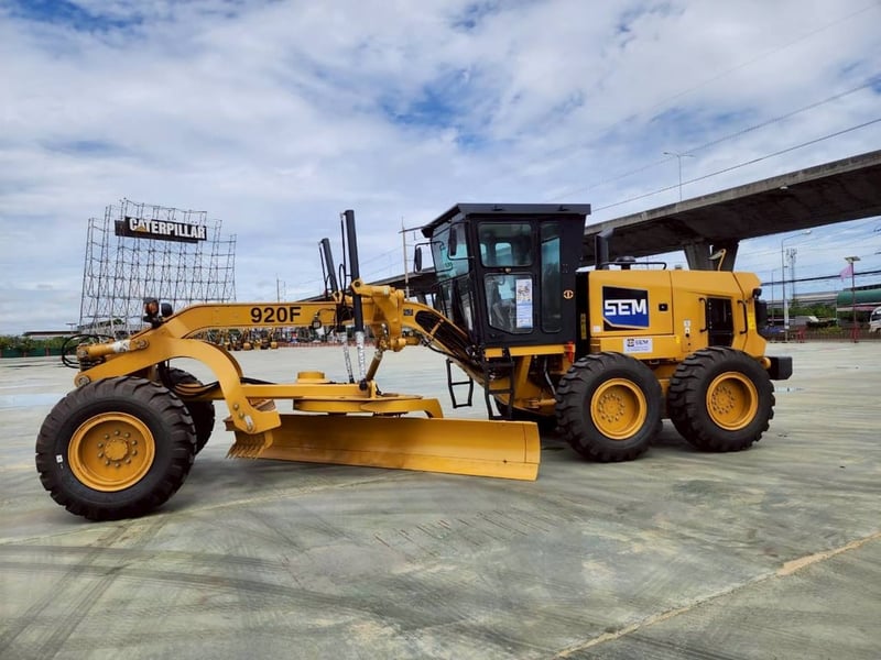 ขายรถเกรด ยี่ห้อ SEM เซม รุ่น 920F  ผลิตโดยแคทเทอร์พิลลาร์ 