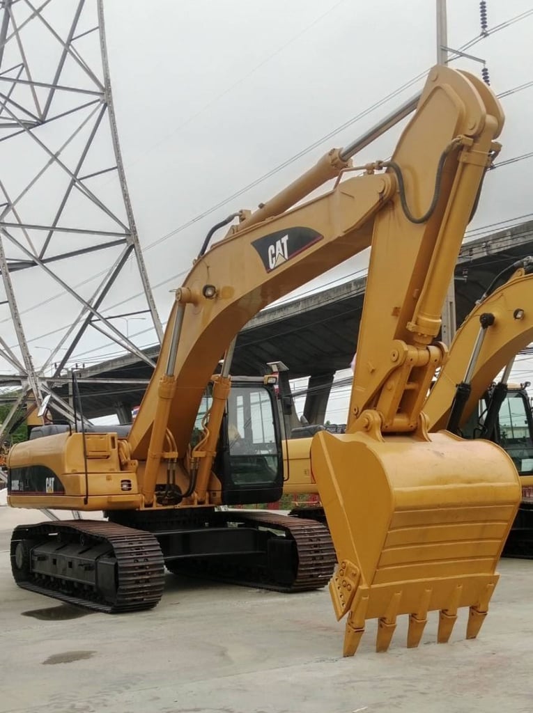ขายรถขุด CAT 330C พร้อมใช้งาน ขายรถขุด CAT 330C พร้อมใช้งาน