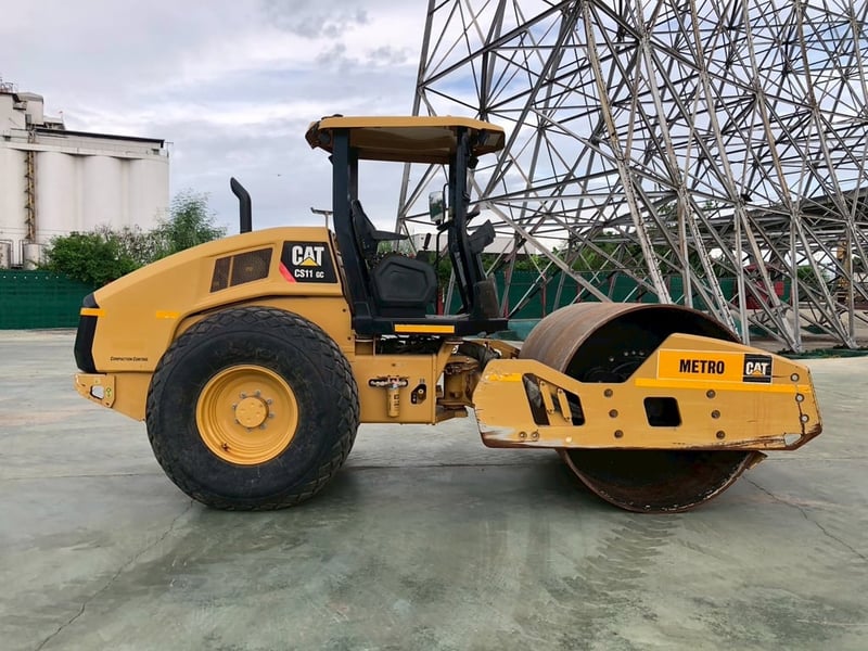 ขายรถบด CAT CS11GC พร้อมใช้งาน
