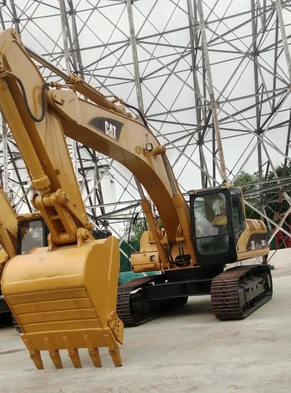 ขายรถขุด CAT 330C  พร้อมใช้งาน