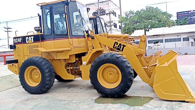 ขายรถตัก CAT 924F พร้อมใช้งาน ขายรถตัก CAT 924F พร้อมใช้งาน