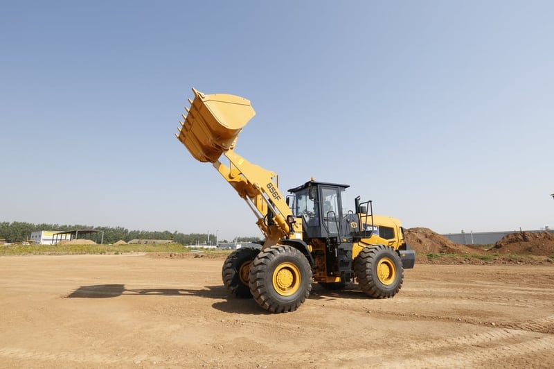 รถตักล้อยาง SEM  656F ผลิตโดยแคทเทอร์พิลลาร์