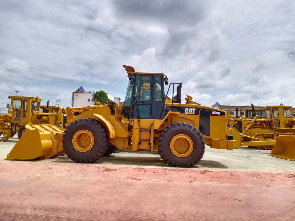 ขายรถตัก CAT 950G พร้อมใช้งาน ขายรถตัก CAT 950G พร้อมใช้งาน