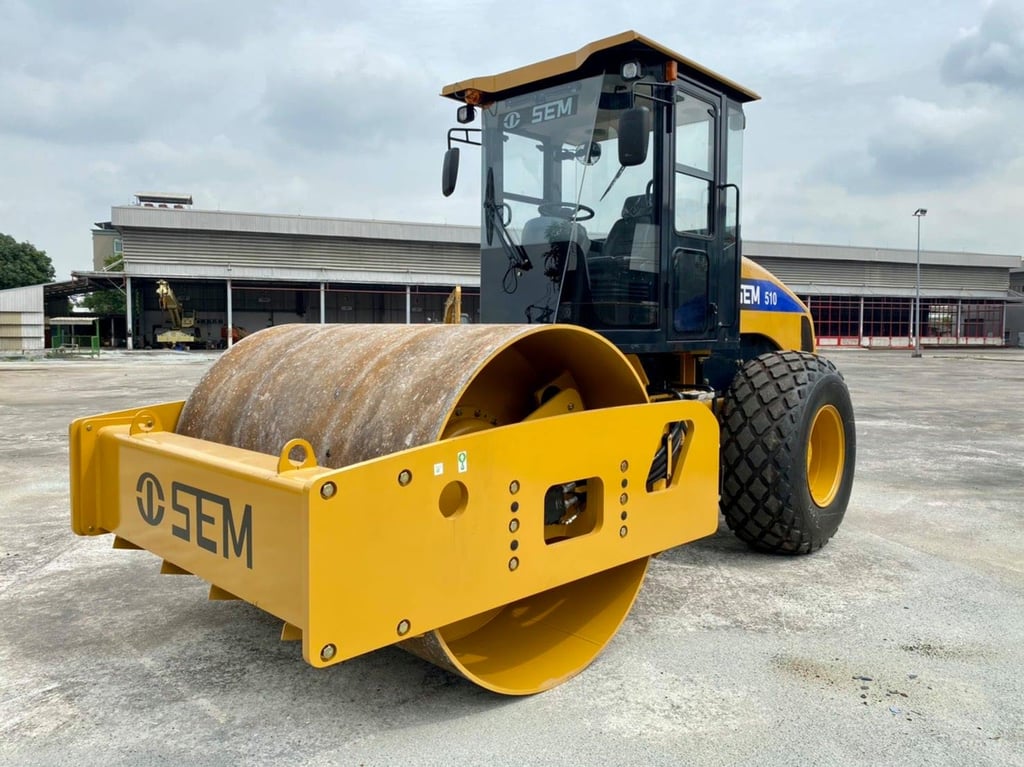 รถบดสั่นสะเทือน Soil Compactor SEM 510 รถบดสั่นสะเทือน Soil Compactor SEM 510