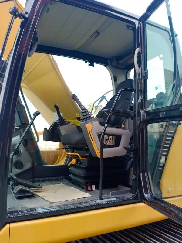 ขายรถขุด  CAT  320GC  พร้อมใช้งาน